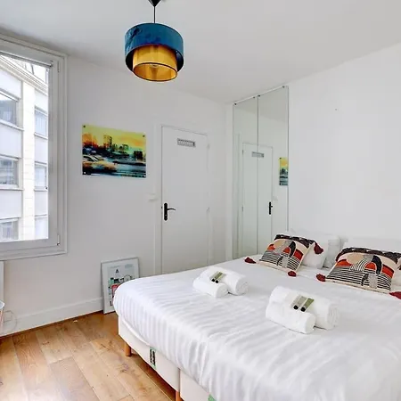 Apartment 103- Elegant Near The Eiffel Tower Paris
